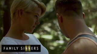 Kulawarga Sinners - Kit Mercer - Whos Bener Dina Muatan