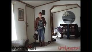 ���ಂತ ತಾಯಿ ಮಾಡುತ್ತದೆ ತನ್ನ ಮಗ ವೀಕ್ಷಿಸಿ ತನ್ನ ಹವ್ಯಾಸಿ ಟ್ರೈಲರ್