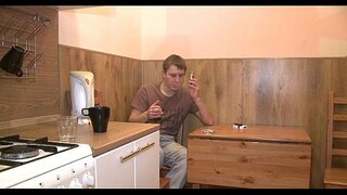 Bela grupo-sekso kun teen gal