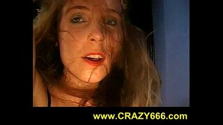 Almaeneg porn amatur gyda pissing