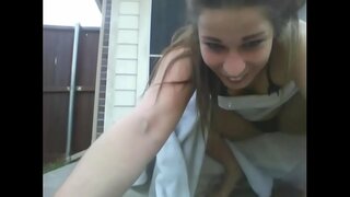 ���ोखिमपूर्ण कैम शो बाहिर